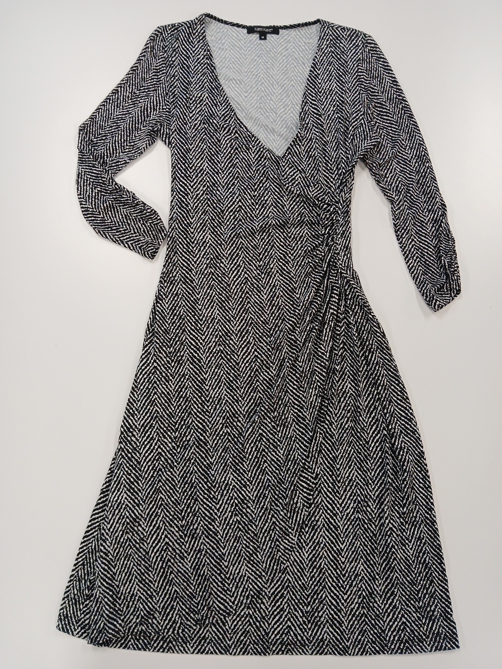 Karen Kane Black N White Elegant Crossover V-Neckline Faux Wrap Dress 3/4 sleeve